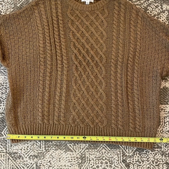 Cali Be Knit Sweater - Picture 8 of 9